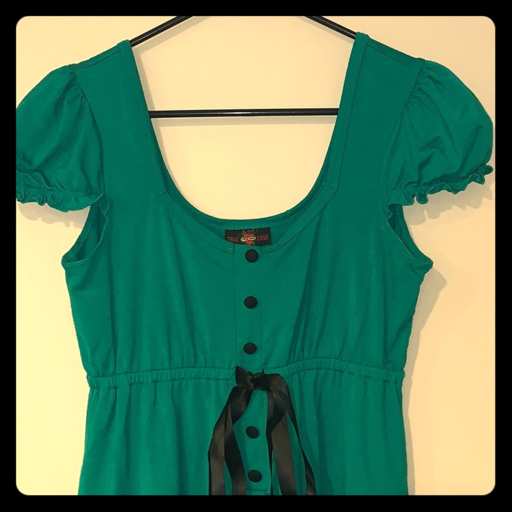 Adorable blouse!